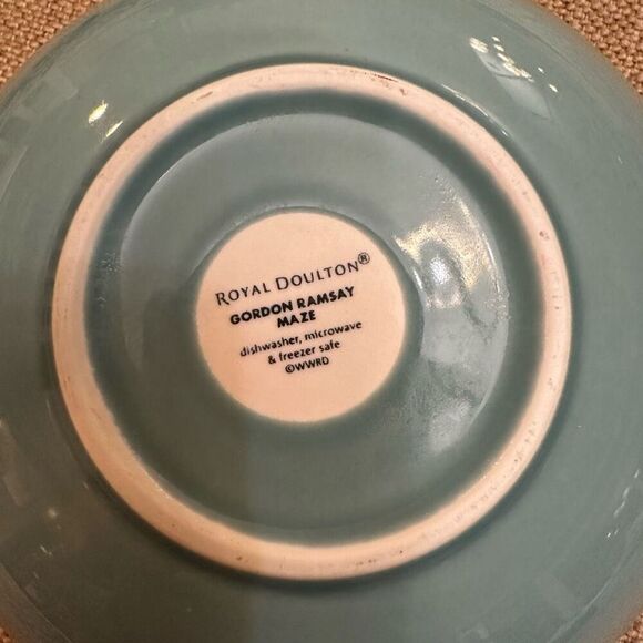 Royal Doulton x Gordon Ramsay Maze Teal All Purpose Serving Bowl‎ 7” Wide - Picture 5 of 7